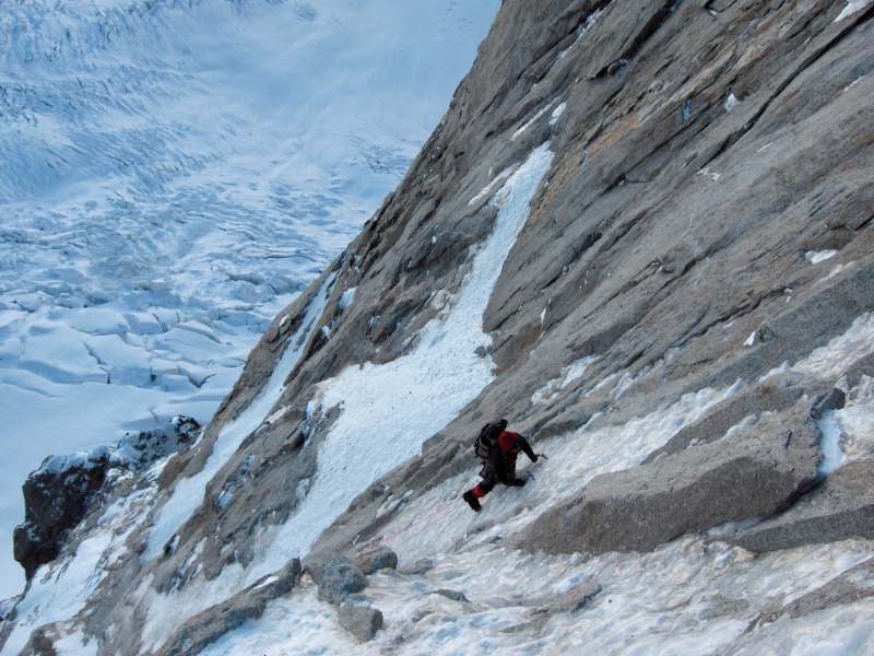 Grande Jorasses winter ascent