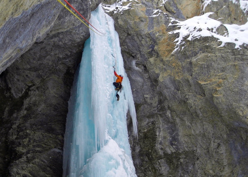 Climbing Sombre Héros in Ceillac