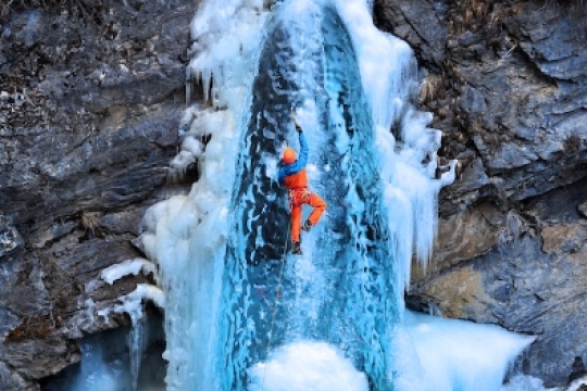 Ice climbing in China