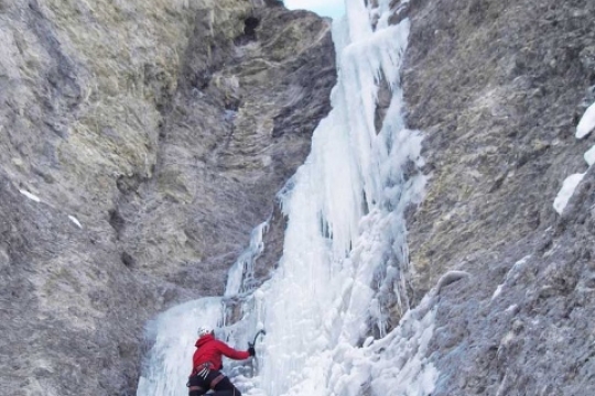 Ceillac ice climbing
