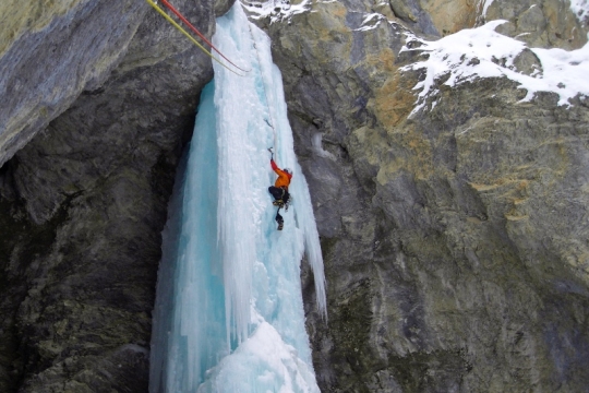 Climbing Sombre Héros in Ceillac