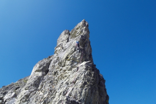 Sur l'arête