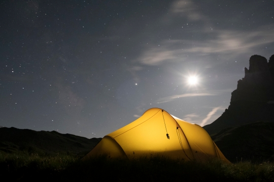 nuit sous tente bivouac