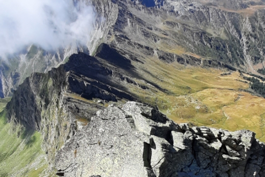 Sur l'arête